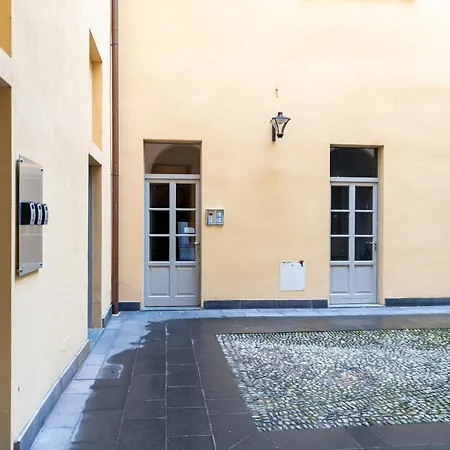 Comfy In By Wonderful Italy * Bellano
