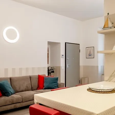 Comfy In By Wonderful Italy * بيلانو
